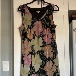 Pretty Flower Shift Dress